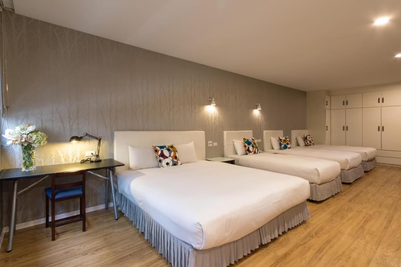 Just Enjoy Business Hotel Tainan Exterior foto