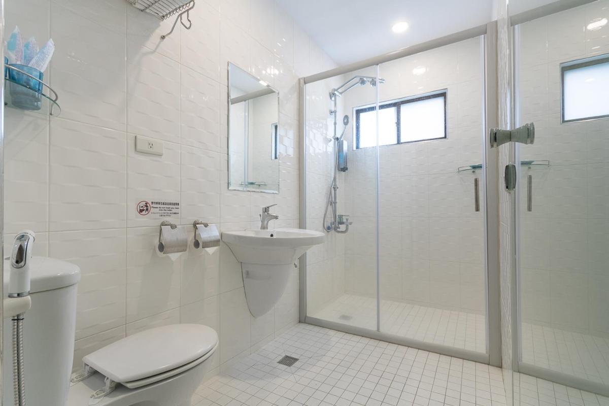Just Enjoy Business Hotel Tainan Exterior foto