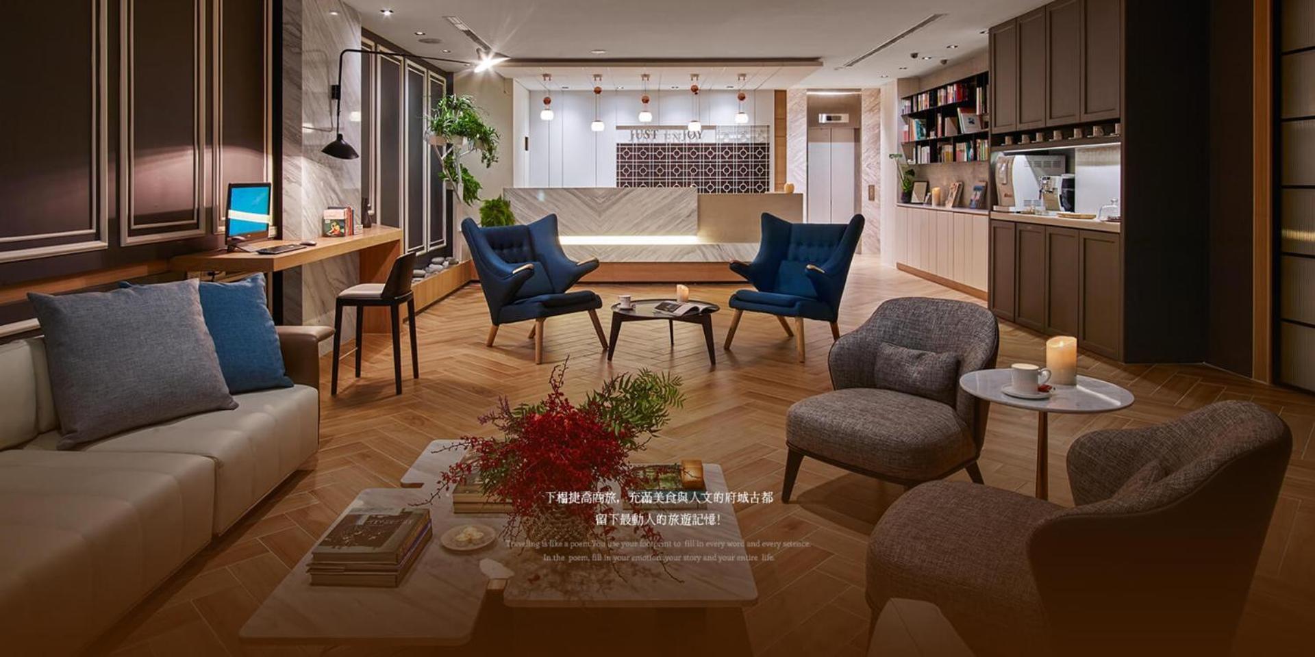 Just Enjoy Business Hotel Tainan Exterior foto